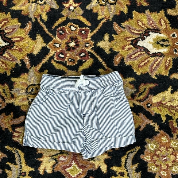 Carter’s 24 Month Girls Stripe Shorts - Picture 1 of 4